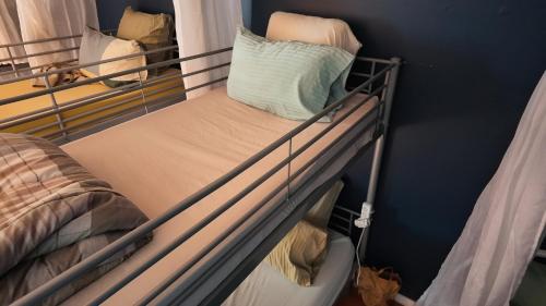 Bed, Dortoir pour homme a prix abordable in Bobigny