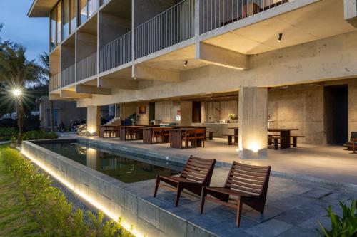 Exterior view, Rucha Beachfront Retreat in Thuan An Beach