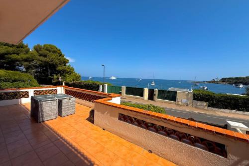 Cap d'Antibes vue plage de la GAROUPE - 8 couchages - Jardin et terrasse