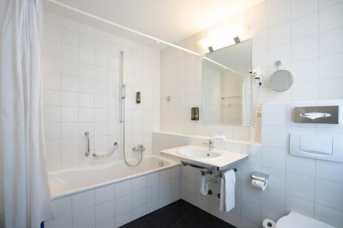 Twin room, superior