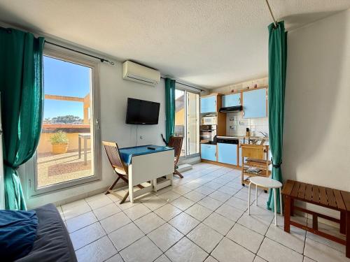 Studio Vue Mer et Montagne - Grande Terrasse - Location saisonnière - Carqueiranne