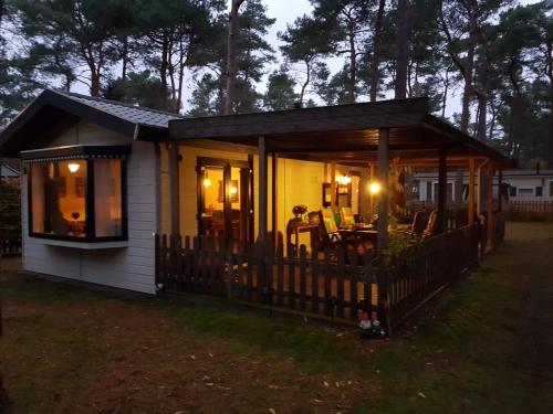  Mooi chalet met grote tuin op een 4 sterren park. in Doornspijk