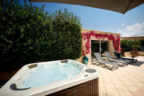 Les Jardins de la Madrague Hotel in Lucciana