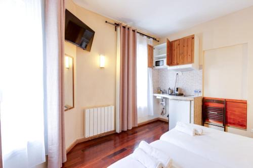 Residence Moliere Hotel Paris Montrouge in Montrouge