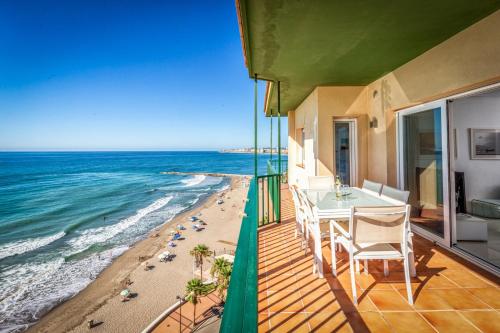 Carvajal Luxury apartment in first line