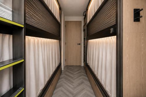 4 bunk beds