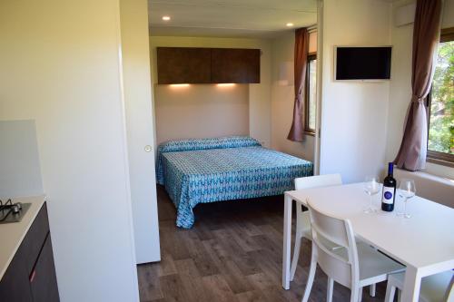 Le Esperidi Camping Ecoresort 3