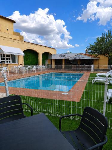 . Hotel Los Barruecos