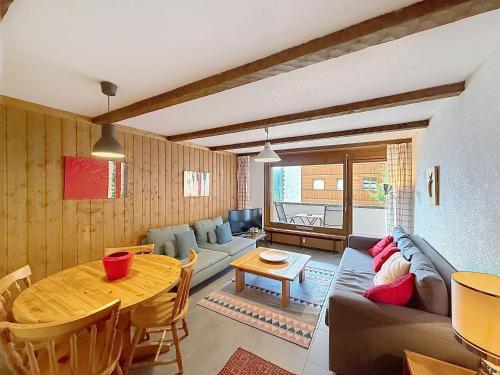 Mondzeu 245C charming apartment in the center of Verbier with Pool and Parking