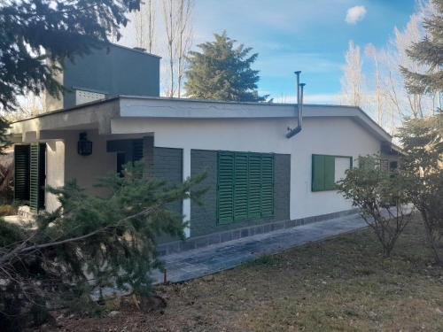 XBBr Casa rústica en zona de montañas Hermosas vistas Lugar ideal descansar Con hogar a leña y churrasquera