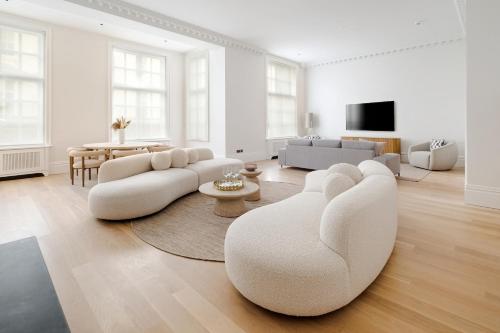 3 bedrooms, 4 beds