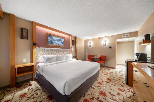 밴프 타미건 인 (Banff Ptarmigan Inn) in 밴프