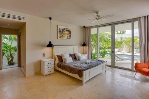 Luxury 8BR Villa Hacienda Punta Cana - image 5