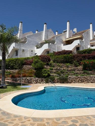 Luxury Calahonda Home with Self Contained Apartment