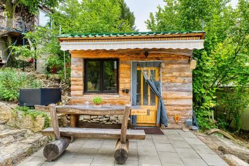 Henrys Cozy Tiny House - ruhig, Garten, Talblick, Natur in Würzburg, Deutschland