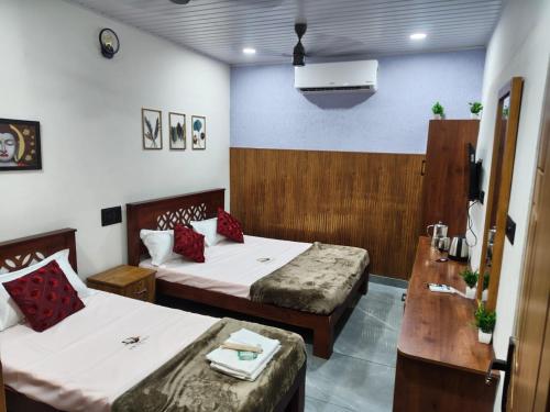 Dwapara Inn - image 5