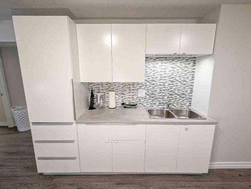 1BDR with Parking near Niagara Falls and Wineries in St. Catharines (ON)