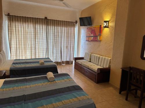 Hotel Bahia Huatulco Room Type - Twin Room