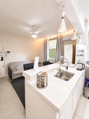 Kitchen, Apart proximo Maracana, Metro e Shopping Tijuca in Vila Isabel