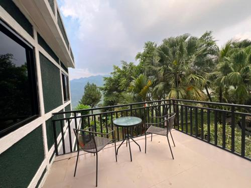 Edensor Hills & Resort in Babakan Madang