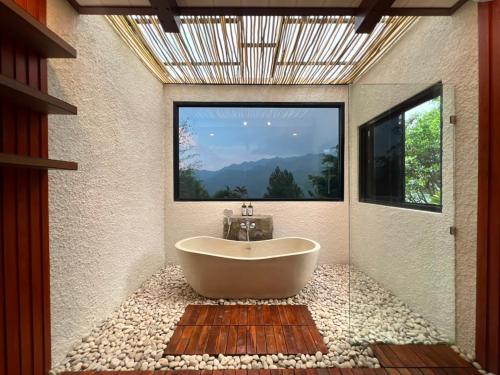 Edensor Hills & Resort in Babakan Madang