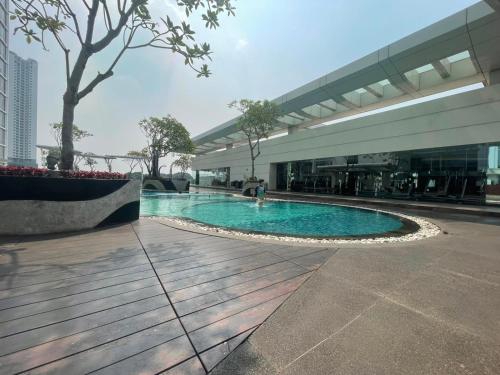 Swimming pool, u residence 2 golf view studio lippo karawaci near Pempek rizki