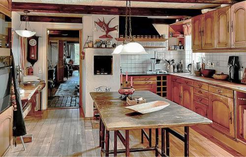 kuhinja, Pet Friendly Home In Borrby With Sauna in Ostra Hoby