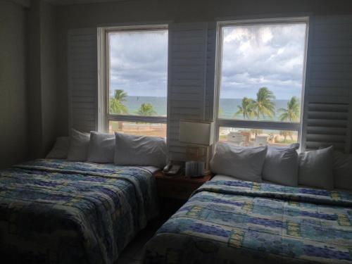 Oceanfront Suites at Hollywood Beach Resort - image 3