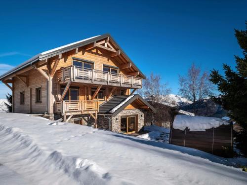 Chalet Sheehy - OVO Network