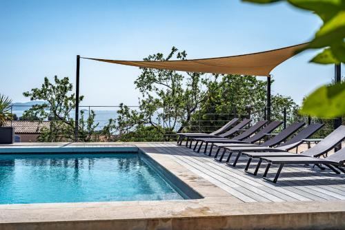 Villa Camille piscine vue mer - Location, gîte - Carqueiranne