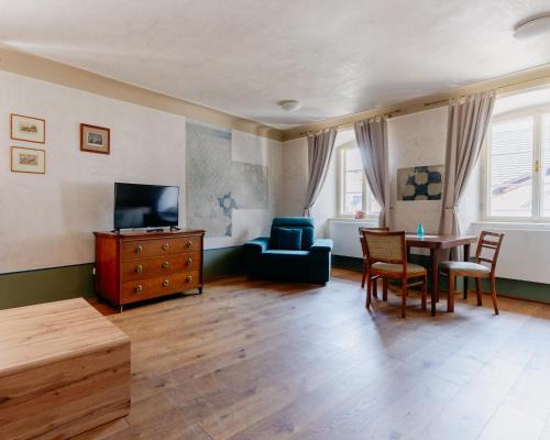 Castle Residence Krumlov Room Type - One-Bedroom Apartment