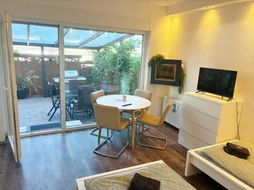 Monteur-Base mit Garten und Top Anbindung in Oberhausen, Deutschland