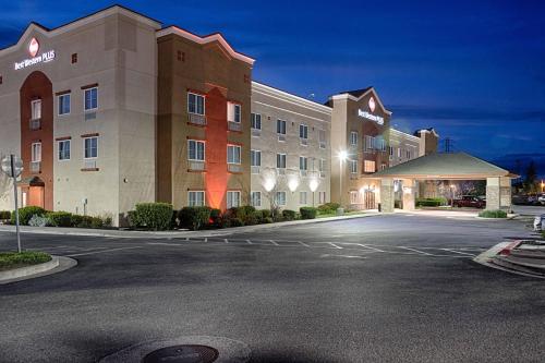 Best Western Plus Delta Inn & Suites