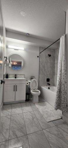 Modern Cozy 1BR Apartment Near WEM in Acheson (AB)