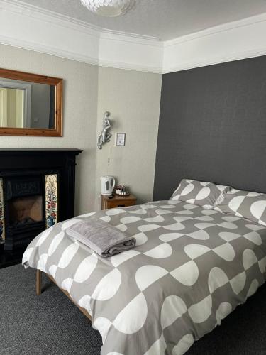 Bourton House 3