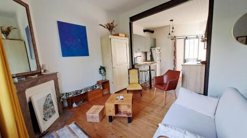 Appartement cosy et calme - gare à pieds