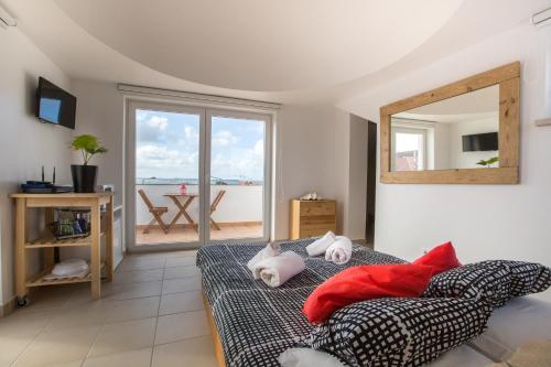 Alex Surf Hostel, Pension in Baleal