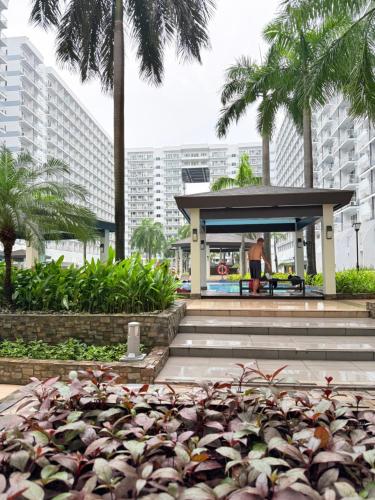 Garden, Shell Residences Twin Rooms by PauL near SM Mall of Asia