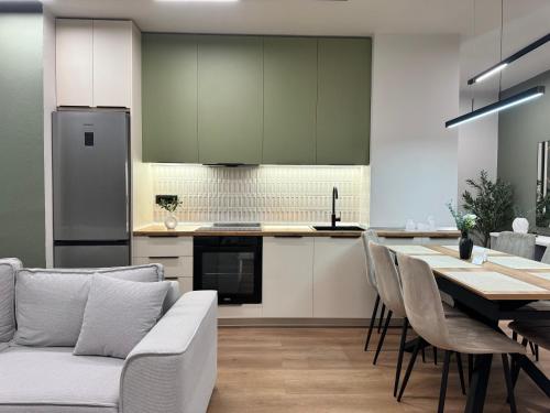 Luxury 3BR Apartment in the heart of Vollga - image 2