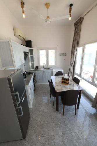 Sunset apartment - image 4
