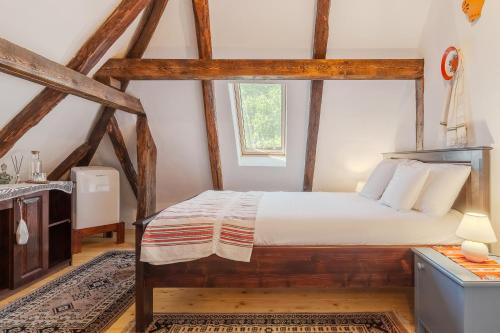 1 queen bed