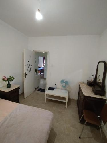 Montijo sharing apartment and personal room available overnight stay in มอนติโค