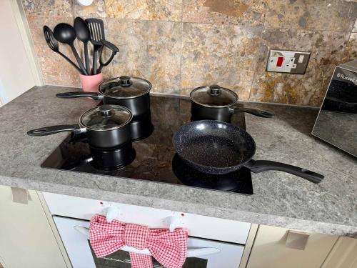 Central Brighton Amazing City Views Sleeps 6 - image 3