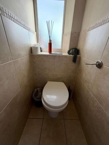 Central Brighton Amazing City Views Sleeps 6 - image 4