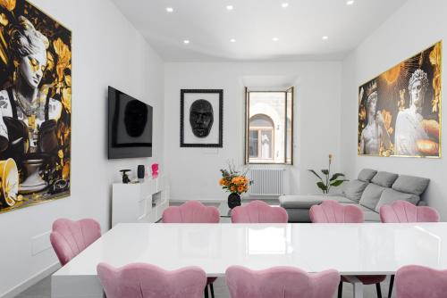 Borghese Palace Luxury Apartment