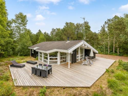  Holiday Home Ran - 600m from the sea by Interhome in Læsø