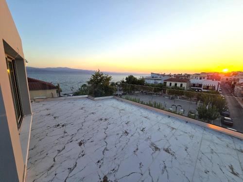 IriDium Art Suites in Amarynthos Evia