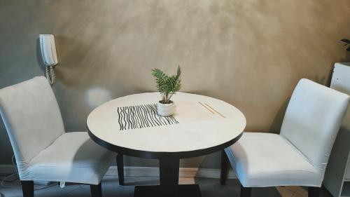 Gramercy Residences Corner 1BR by Casa Franz - image 5