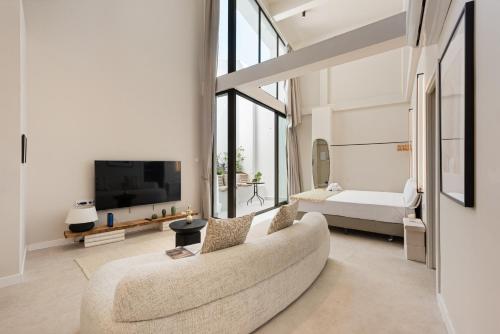 Pozos Dulces 5H by Pineapple Homes