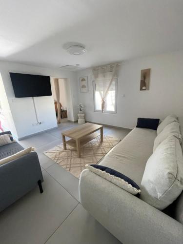 T2 avec terrasse privative Berre-l'Étang - Location saisonnière - Berre-l'Étang